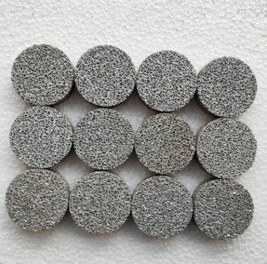 微孔泡沫鋁10mm 吸音、吸聲、消音通孔發(fā)泡鋁環(huán)保新材料 廣嘉源 GJY-AL010